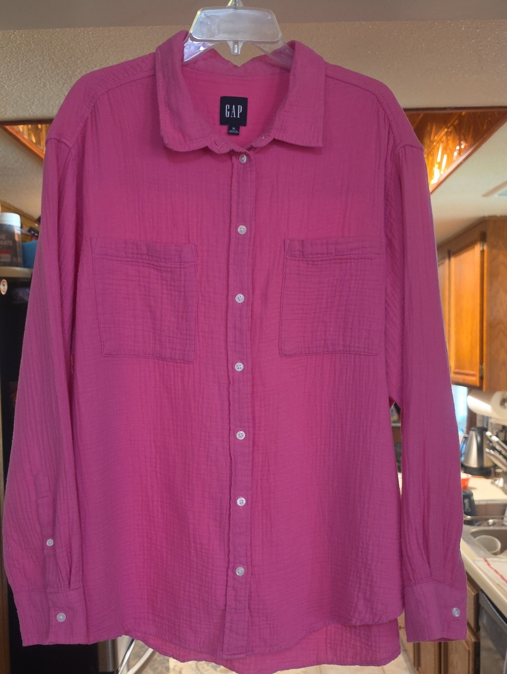 GAP Women's Button-Down Shirt in Bright Pink